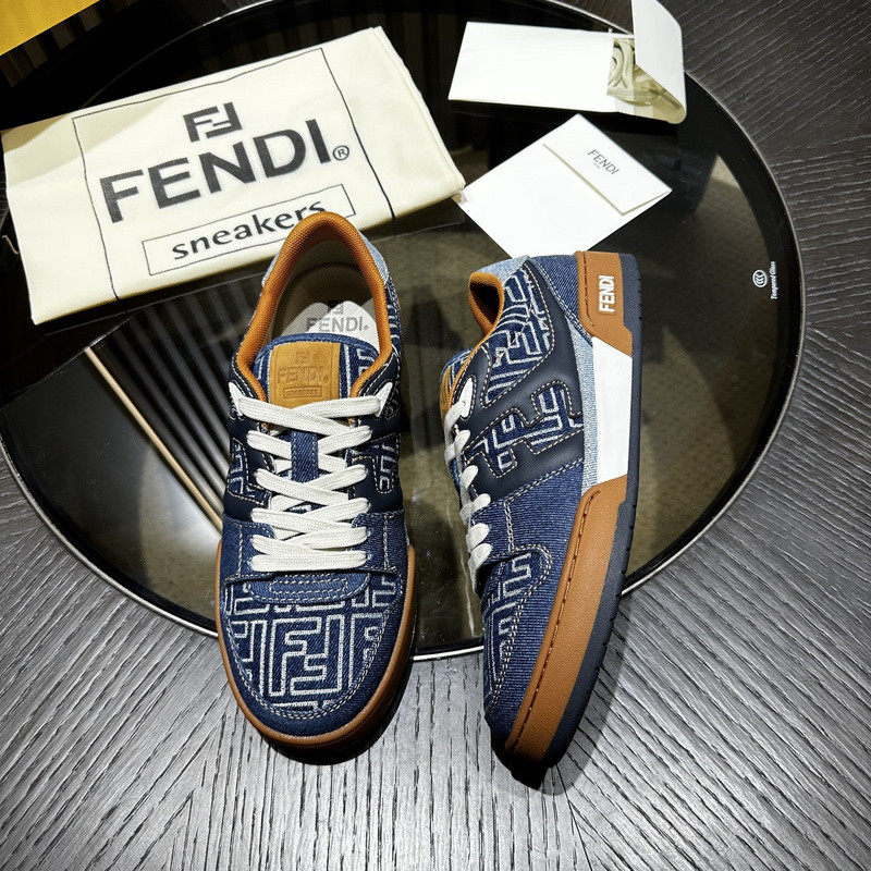 FENDI SNEAKERS