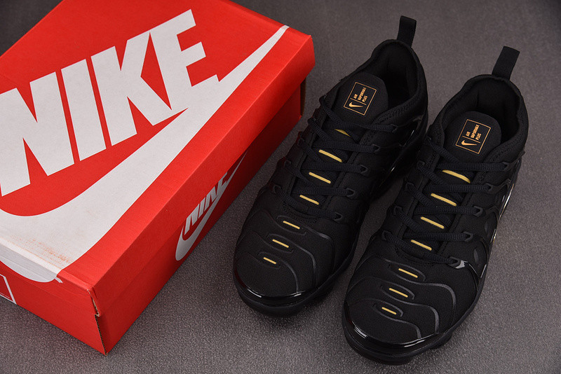 Nike Air VaporMax Plus Black Anthracite Metallic Gold 924453-007