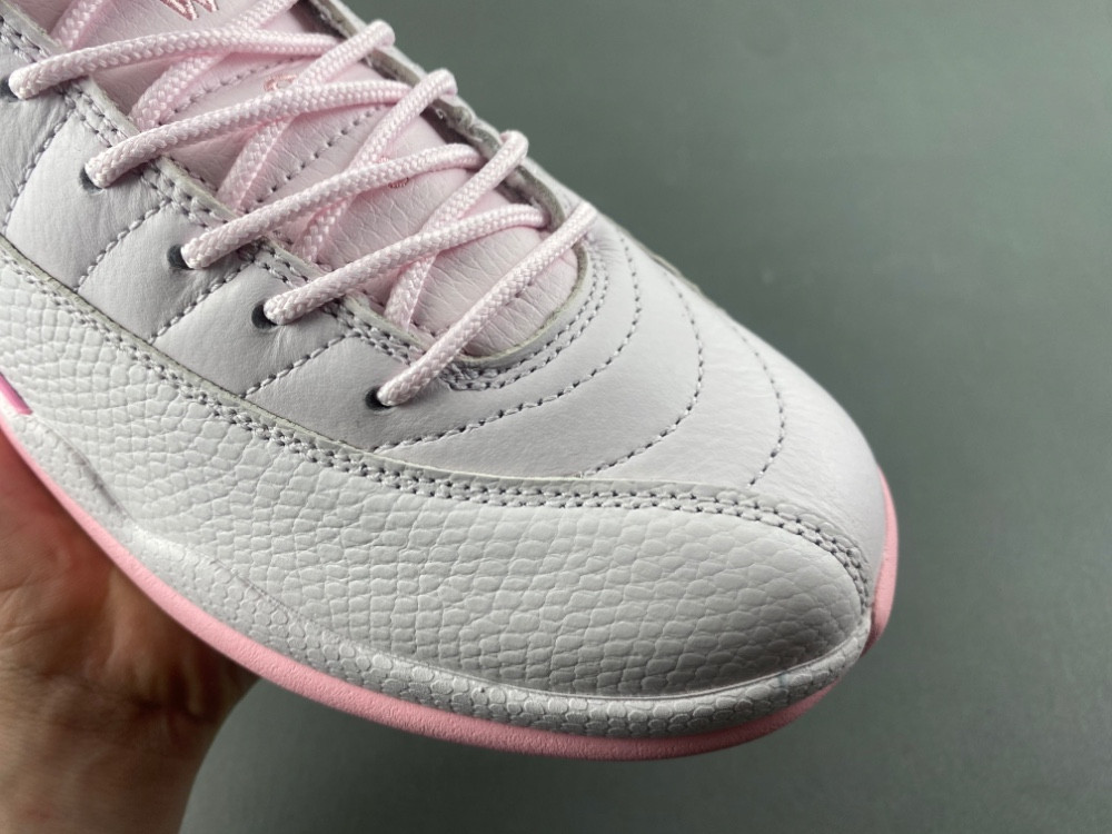 Jordan 12 Retro Pearl Pink (2025) 510815-600