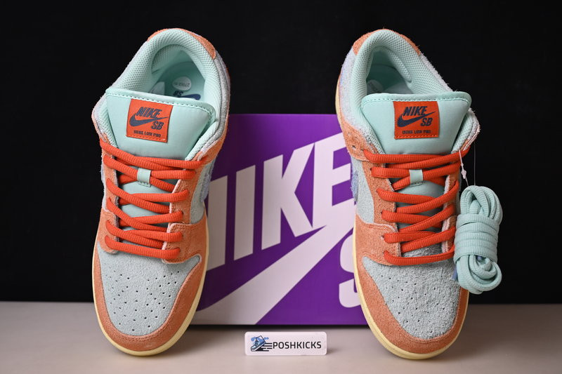 Nike SB Dunk Low Orange Noise Aqua DV5429-800