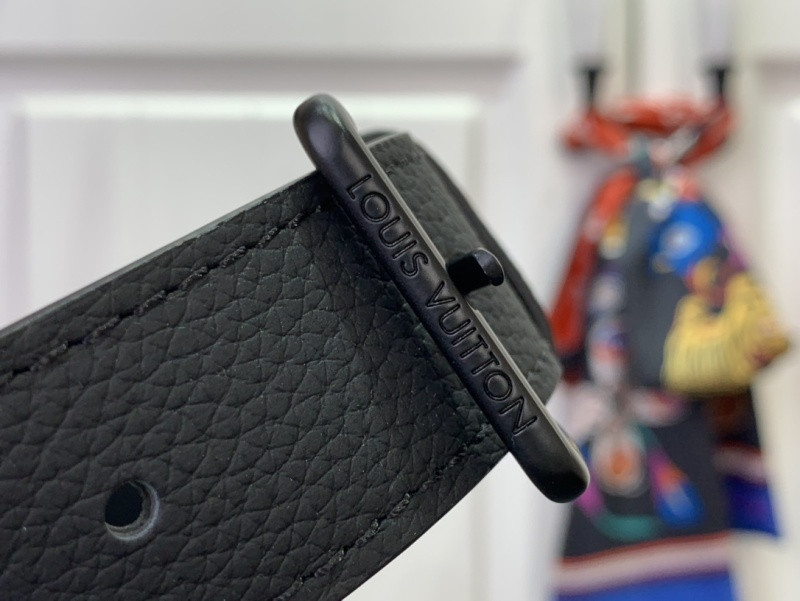 L*uis V*itton Pilot Briefcase