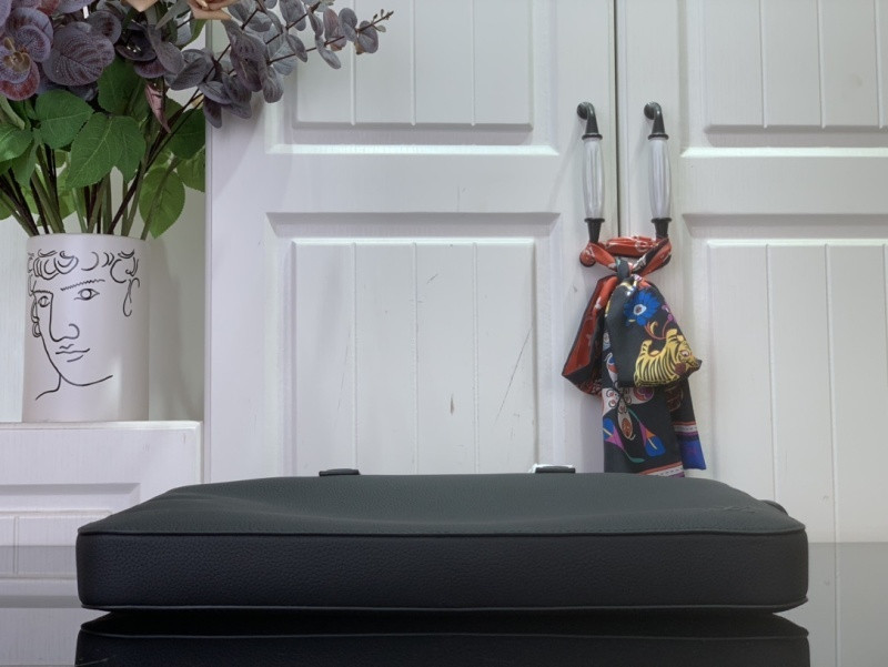 L*uis V*itton Pilot Briefcase