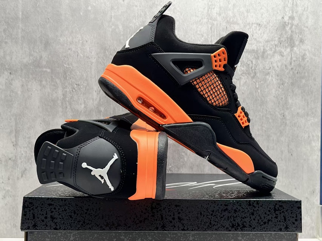 Air Jordan 4 Retro “Orange Thunder”