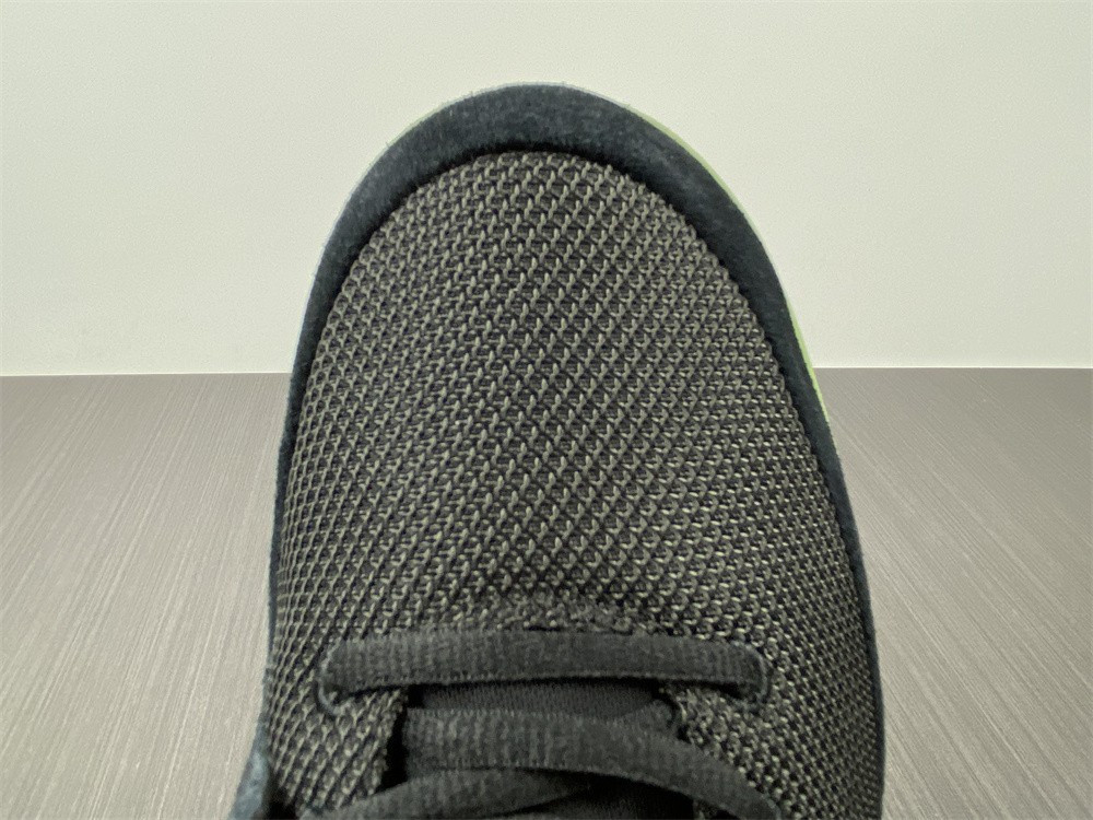 nike air Y**zy 2 “solar red” black mens 508214-006