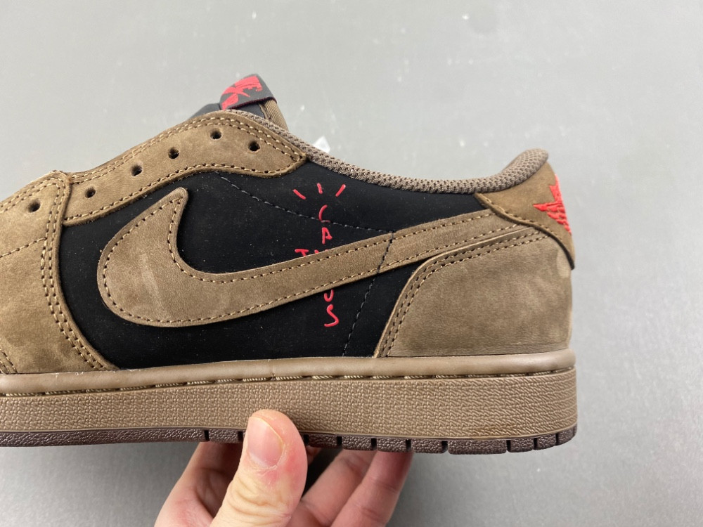 Jordan 1 Retro Low x Travis Scott Velvet Brown DM7866-202