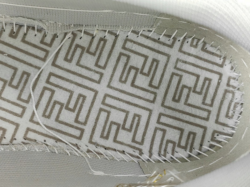 FENDI SNEAKERS