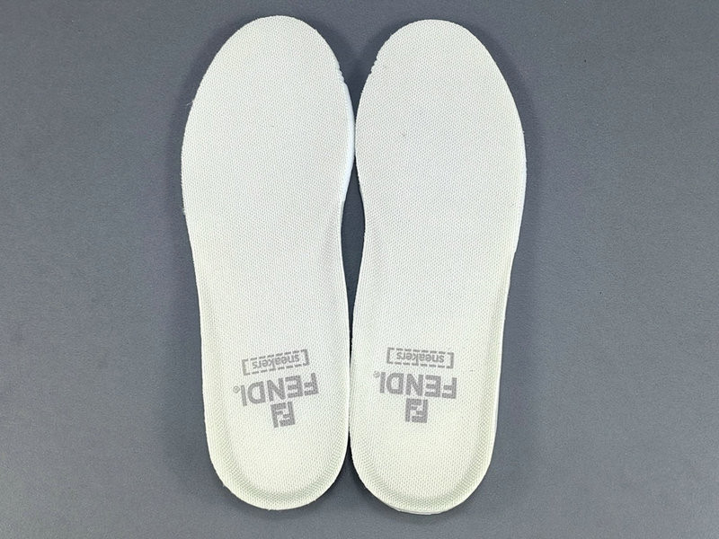 FENDI SNEAKERS