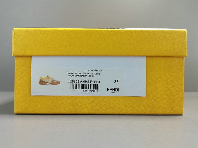 FENDI SNEAKERS