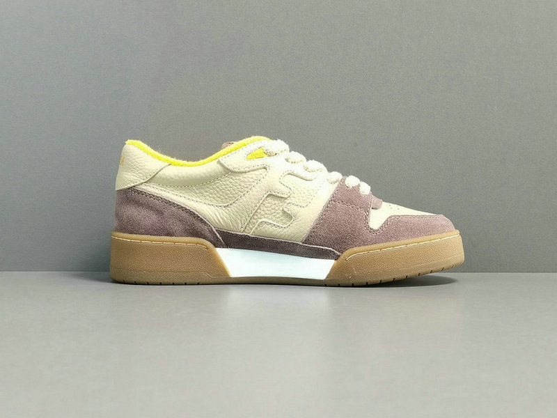 FENDI SNEAKERS