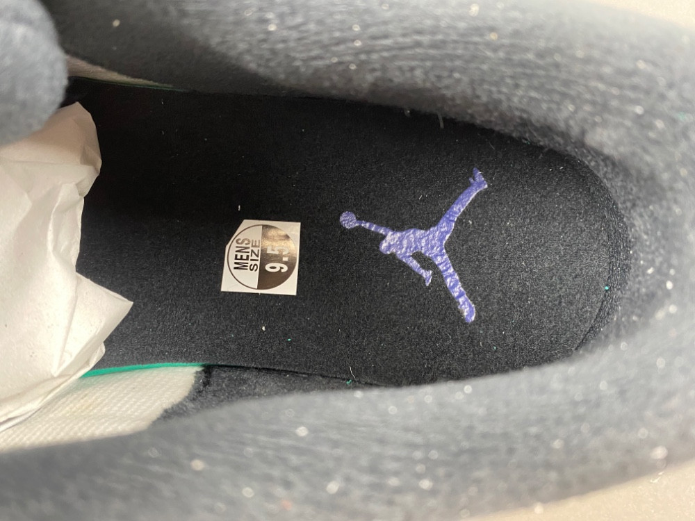Air Jordan 4 RM Fragment FQ7939-140