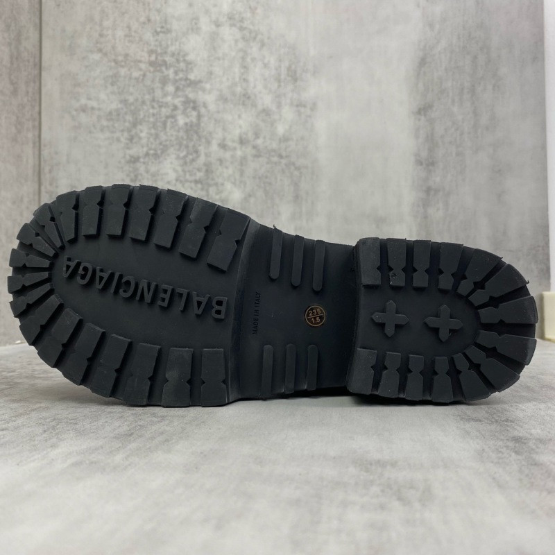 BALENCIAGA Venom leather biker boots