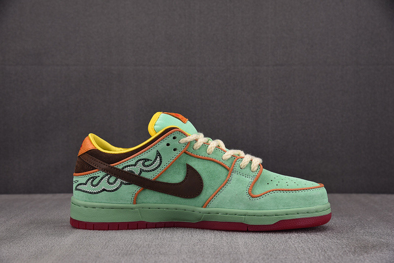Nike SB Dunk Low "Rodeo" HF3058-300