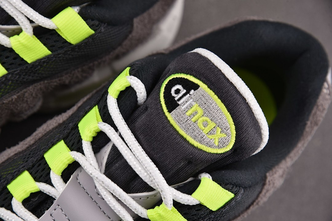 Nike Air Max 95 OG Reverse Gradient Neon - HM4738-001