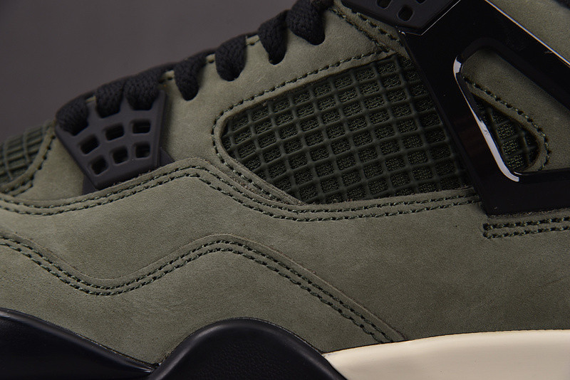 UNDEFEATED x Air Jordan 4 2025 IB1519-200