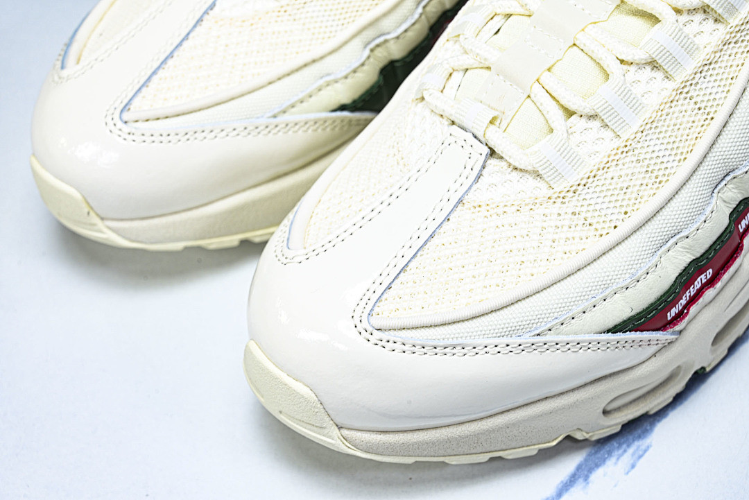 UNDEFEATED Nike Air Max 95 "Sail" IB4453-100