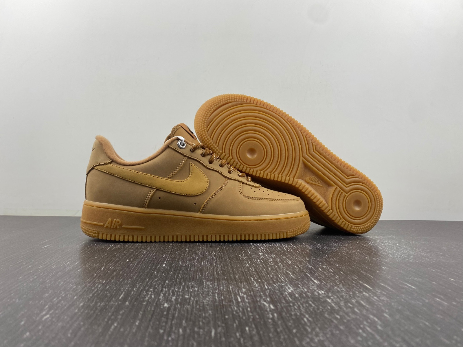 Nike Air Force 1 Low 