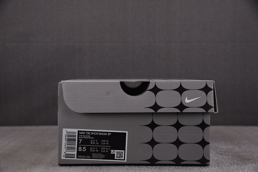 NK Total 90 Secutor Shox Magia SP Maha Amsterdam IM9326-005