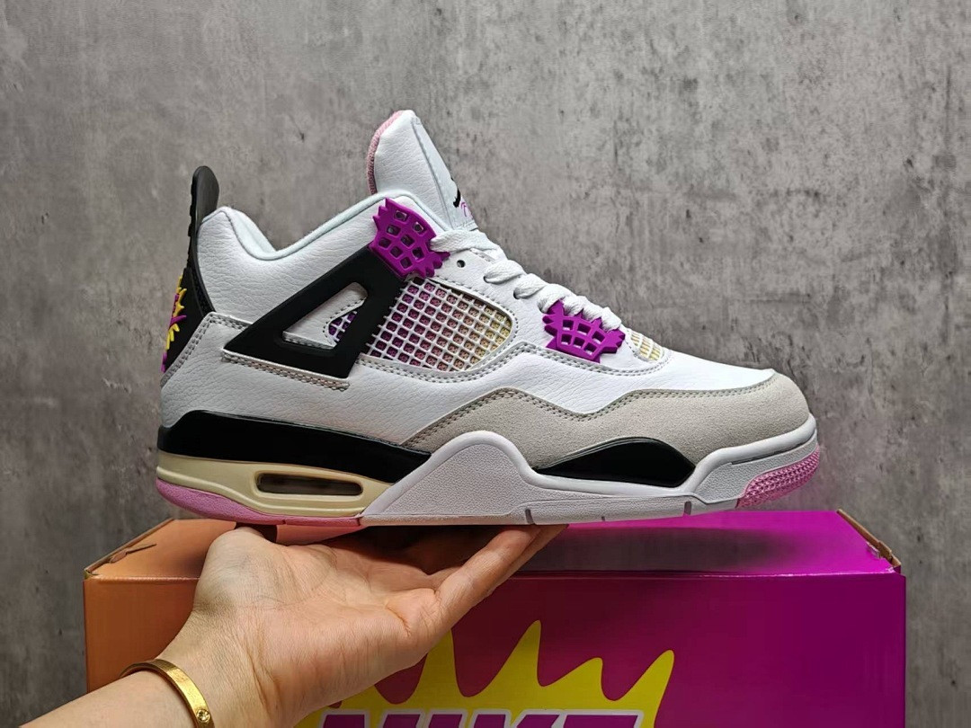 Air Jordan 4 “Comic” IO2362-100