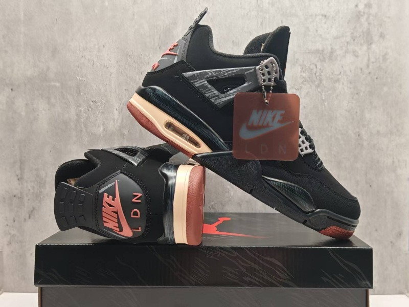 Air Jordan 4 London Black | IV6048-001
