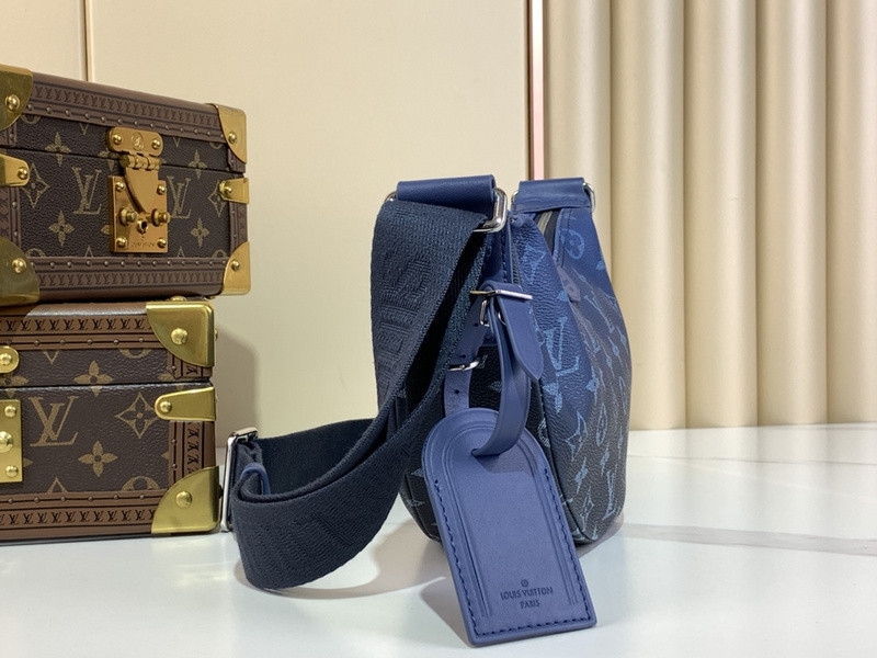 LOUIS VUITTON Monogram Gradient Hamac Bag