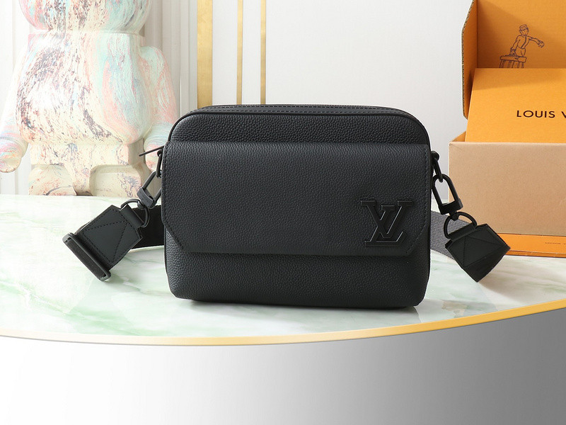 Louis Vuitton Trio Jm messenger