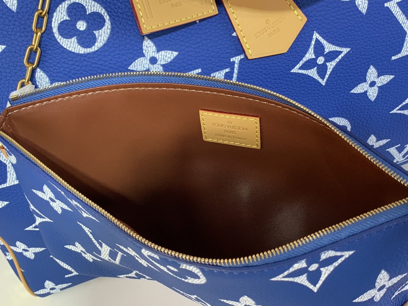 1V Keepall BAG