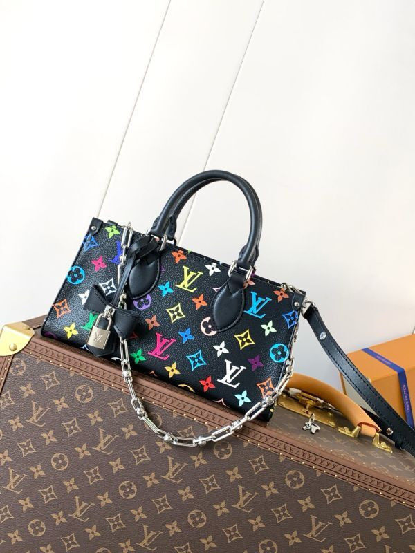 LOUIS VUITTON ONTHEGO East West