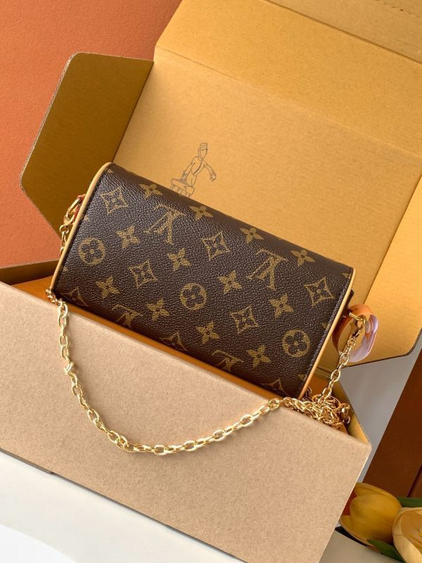 1V POCHETTE CAMILLE