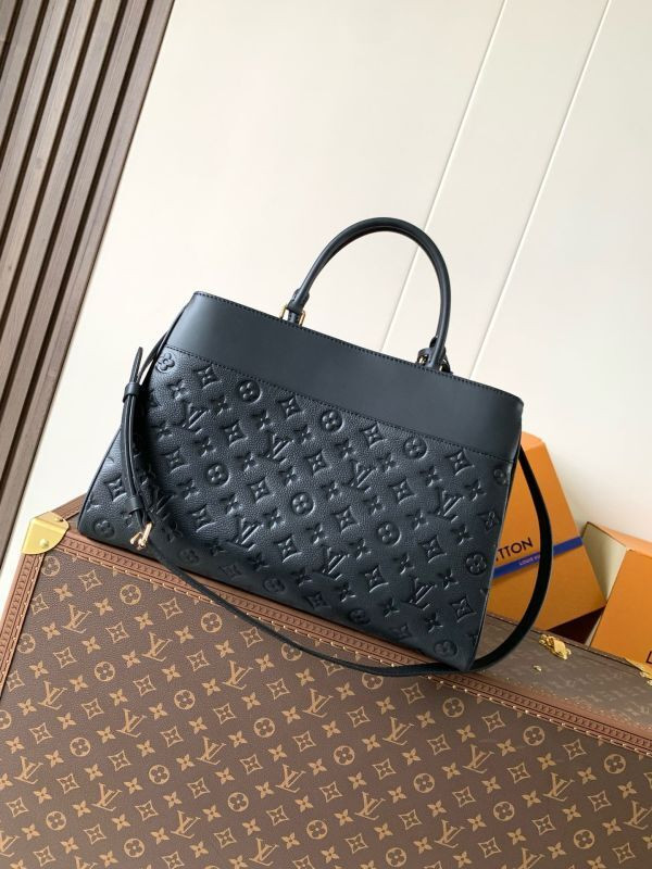 LV Avenue MM