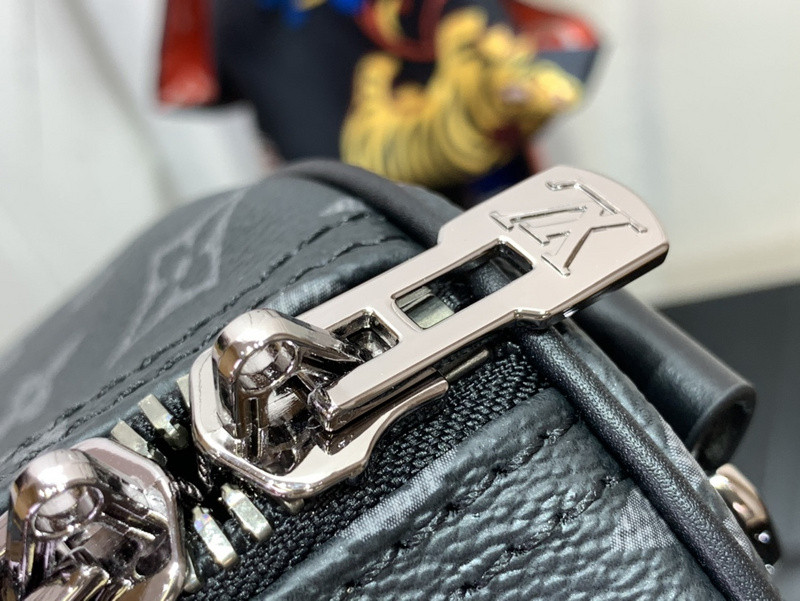 1V Keepall BAG