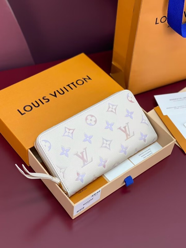 LV Zippy Wallet Monogram Empreinte Leather