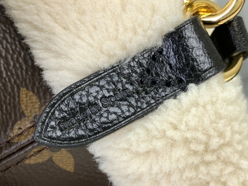 lv Neverfull Bandoulière Inside Out BB H33