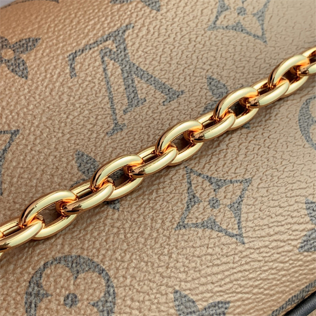 LV Wallet On Chain Ivy M26587