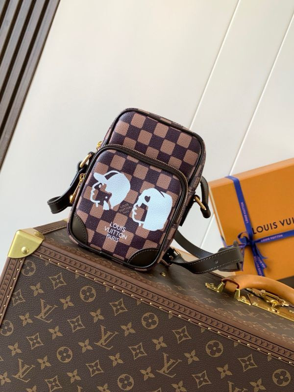 LV Amazone Damier Other