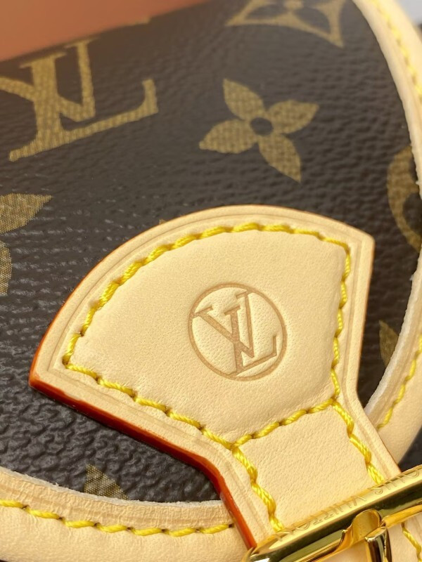 l0vis Vvtt0n monogram excursion backpack m46932