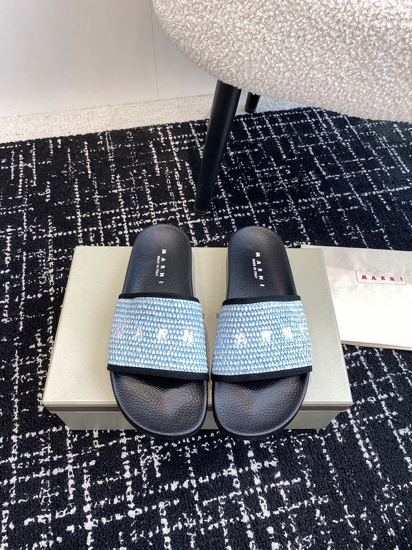MARNI EMBROIDERED-LOGO SLIDES