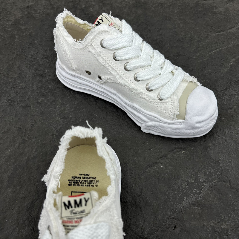 Ma1s0n mihara sneakers