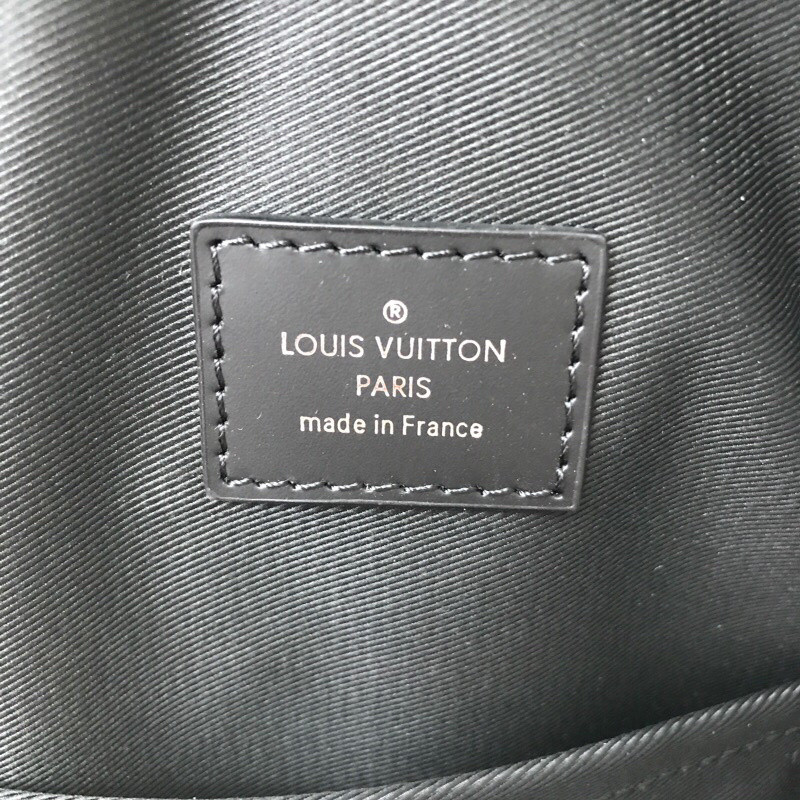 L*uis V*itton Shoulder Bag