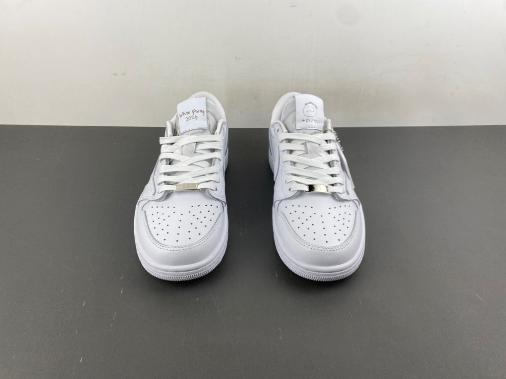 Air Jordan 1 Retro Low OG Travis Scott White Part TD1228-111