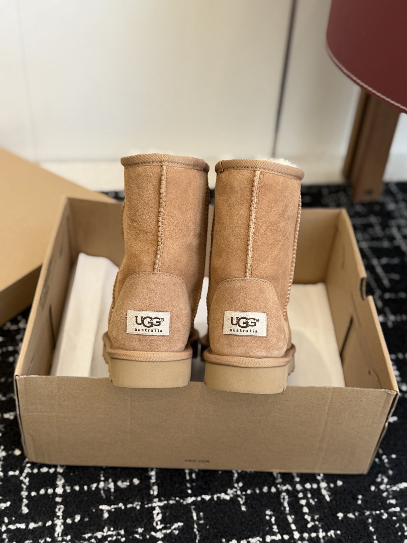 ugg x Ch*0me He**ts boots